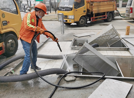 西和隔油池清理